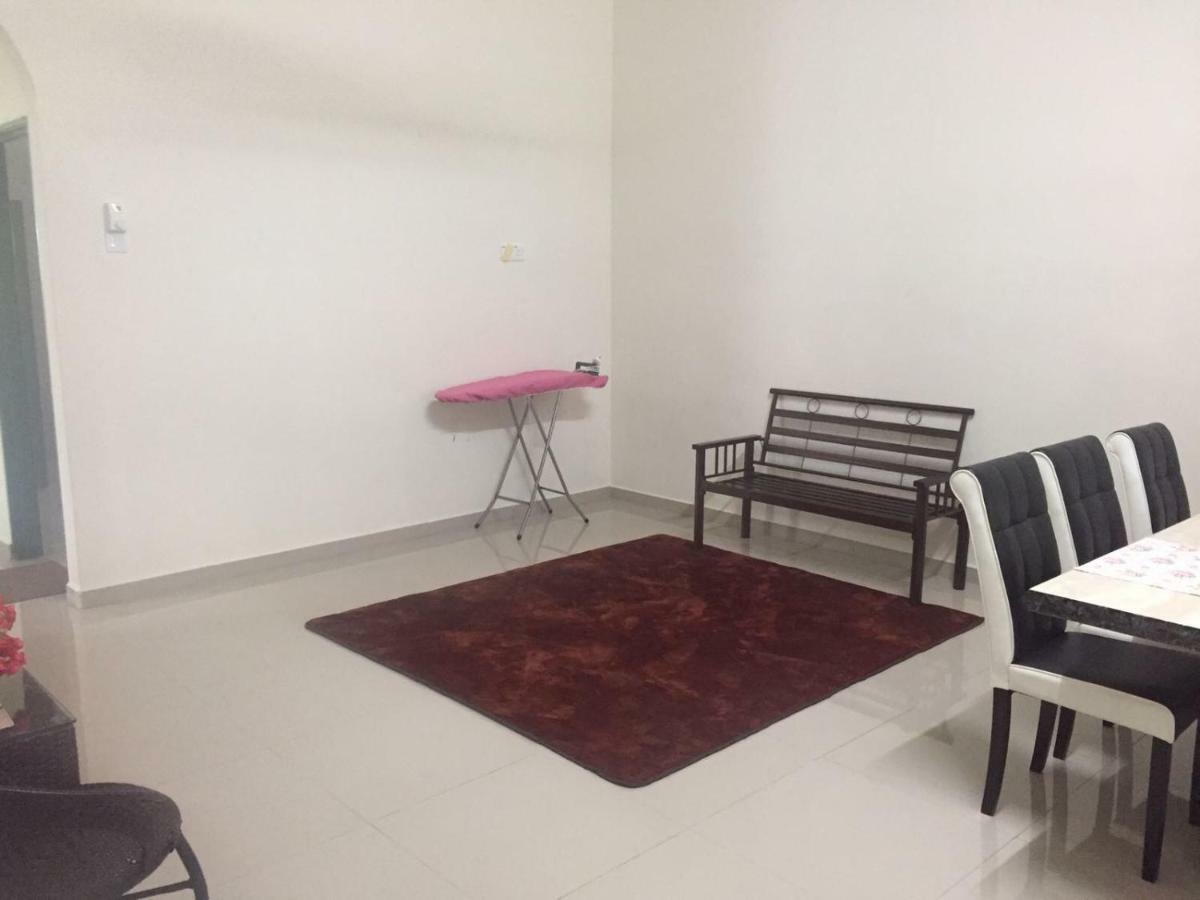 Patin Guest House @Desa Telok Ira, Temerloh Pahang Kampong Paya Kerinau Buitenkant foto
